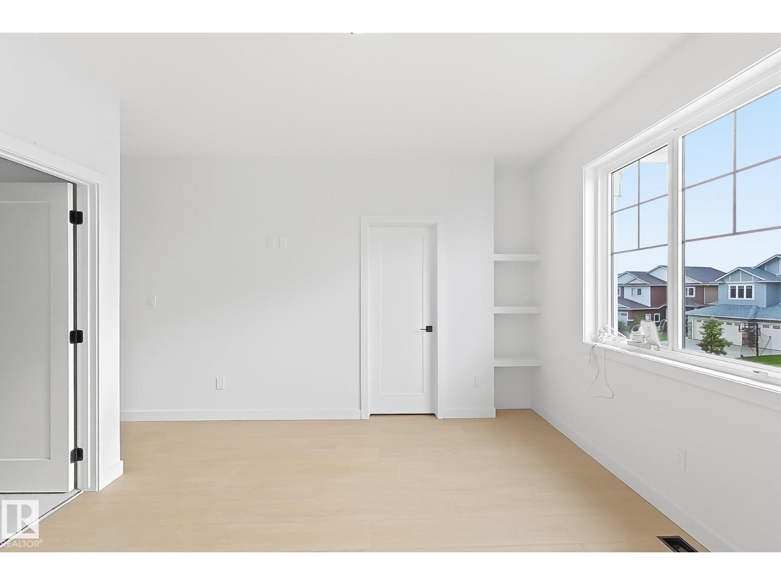 5411 64 ST - 42