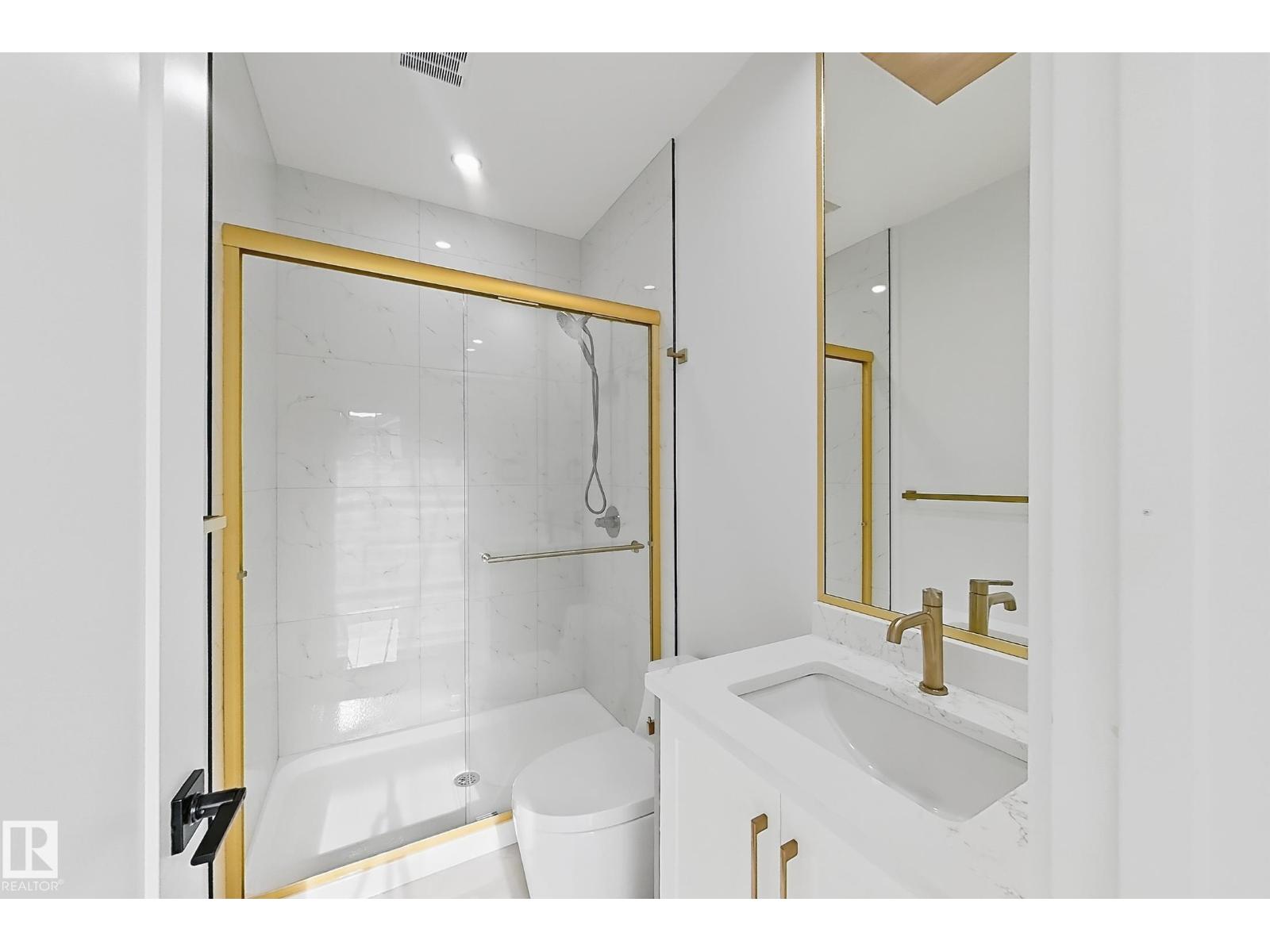 5411 64 ST - 8