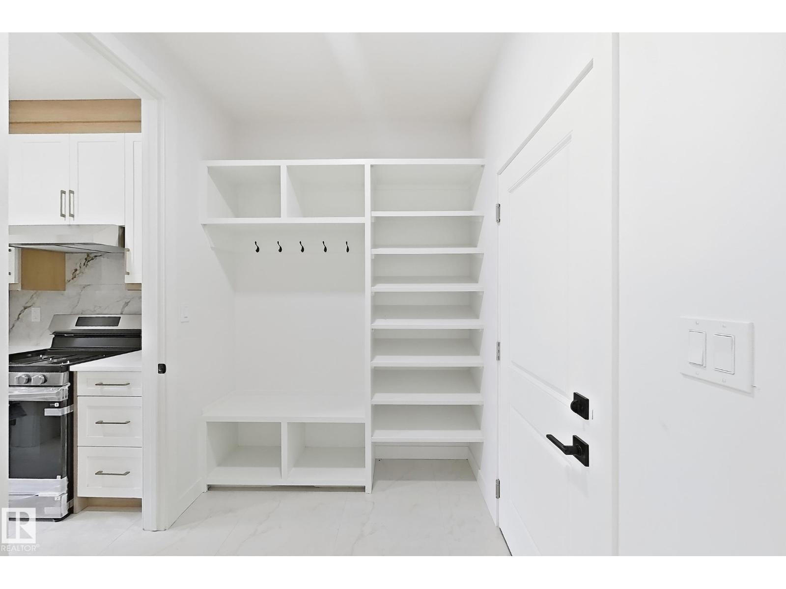 5411 64 ST - 9