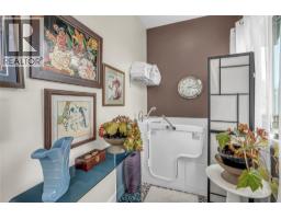 442 Alexander Ave Avenue Unit# 201, Penticton, BC V2A1E5 Photo 32
