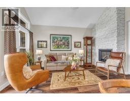 Laundry room - 442 Alexander Ave Avenue Unit# 201, Penticton, BC V2A1E5 Photo 11