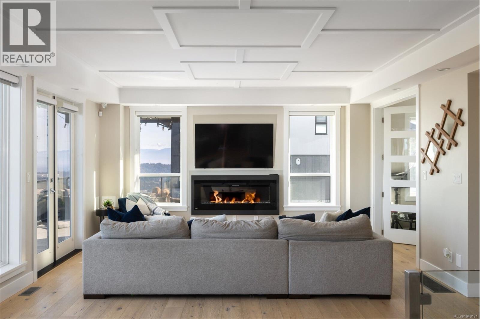 1414 Grand Forest Close - 3