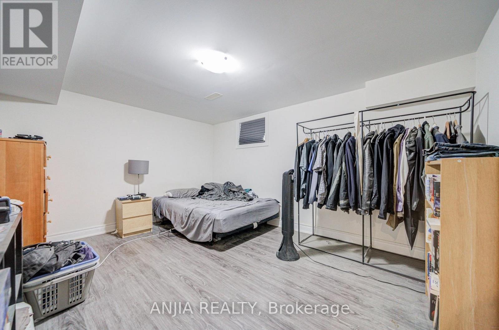 91 CANLISH ROAD - 43