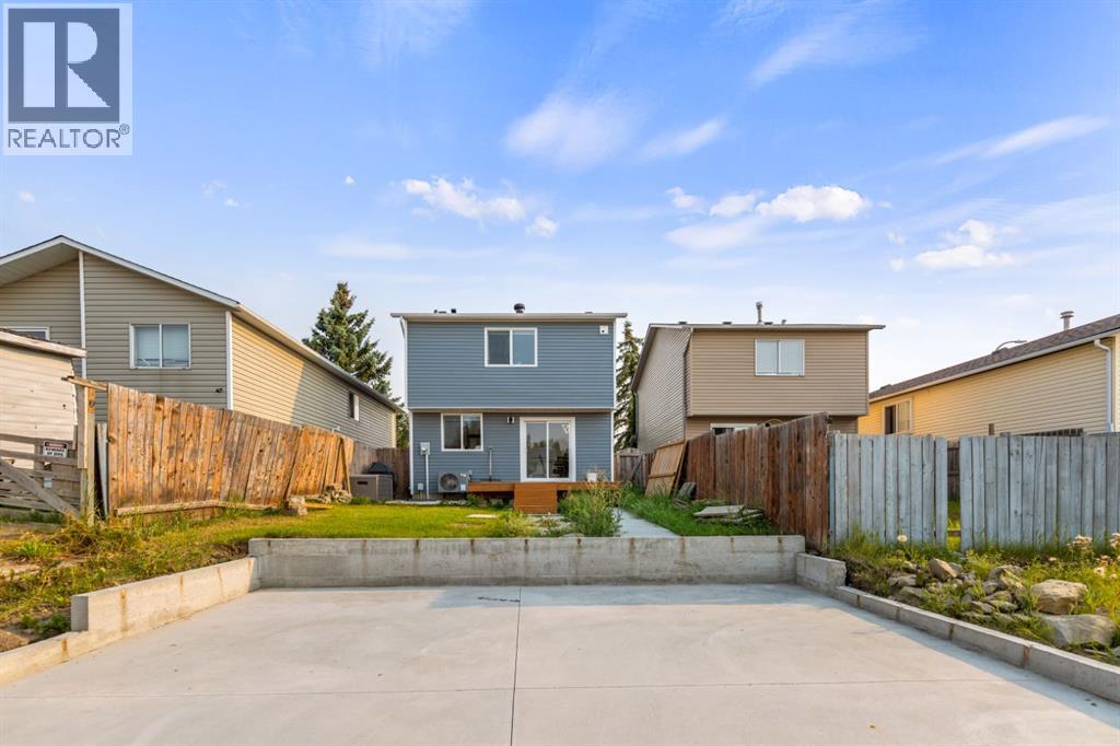 71 Martindale Court NE - 32