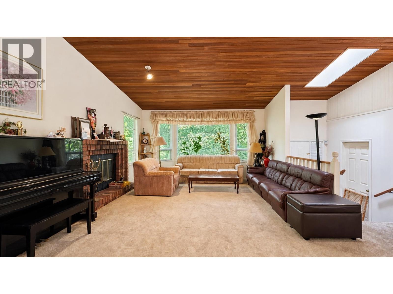 1679 WESTOVER ROAD, North Vancouver — photo 3