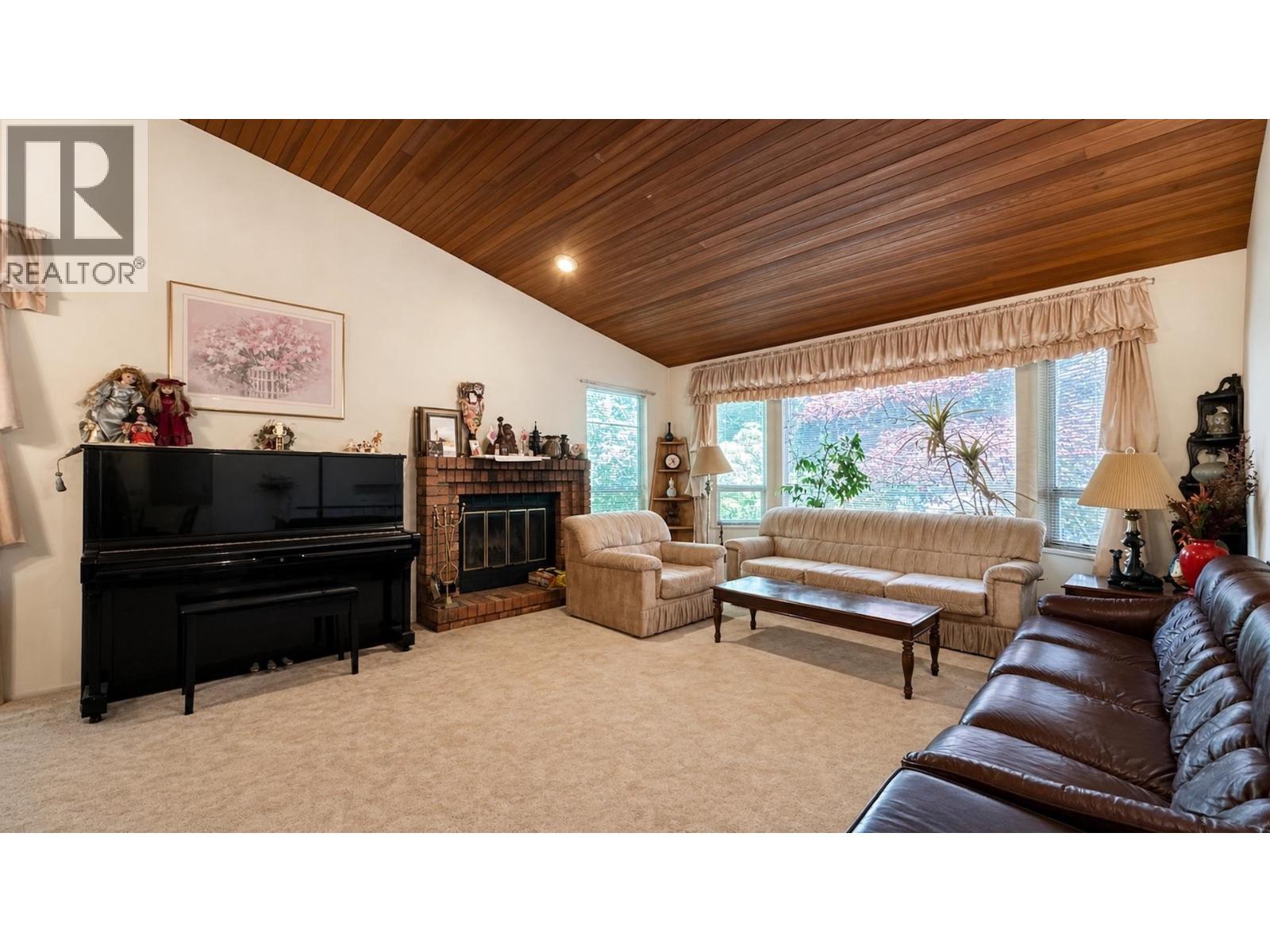 1679 WESTOVER ROAD, North Vancouver — photo 4