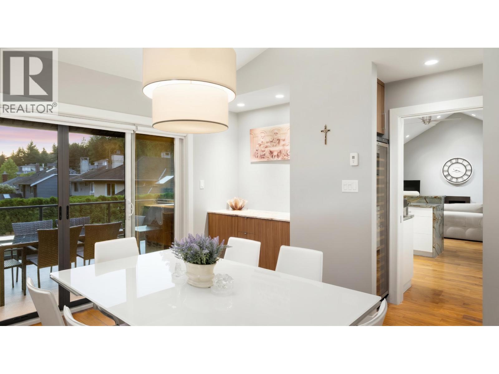 4786 MEADFEILD COURT, West Vancouver — photo 6
