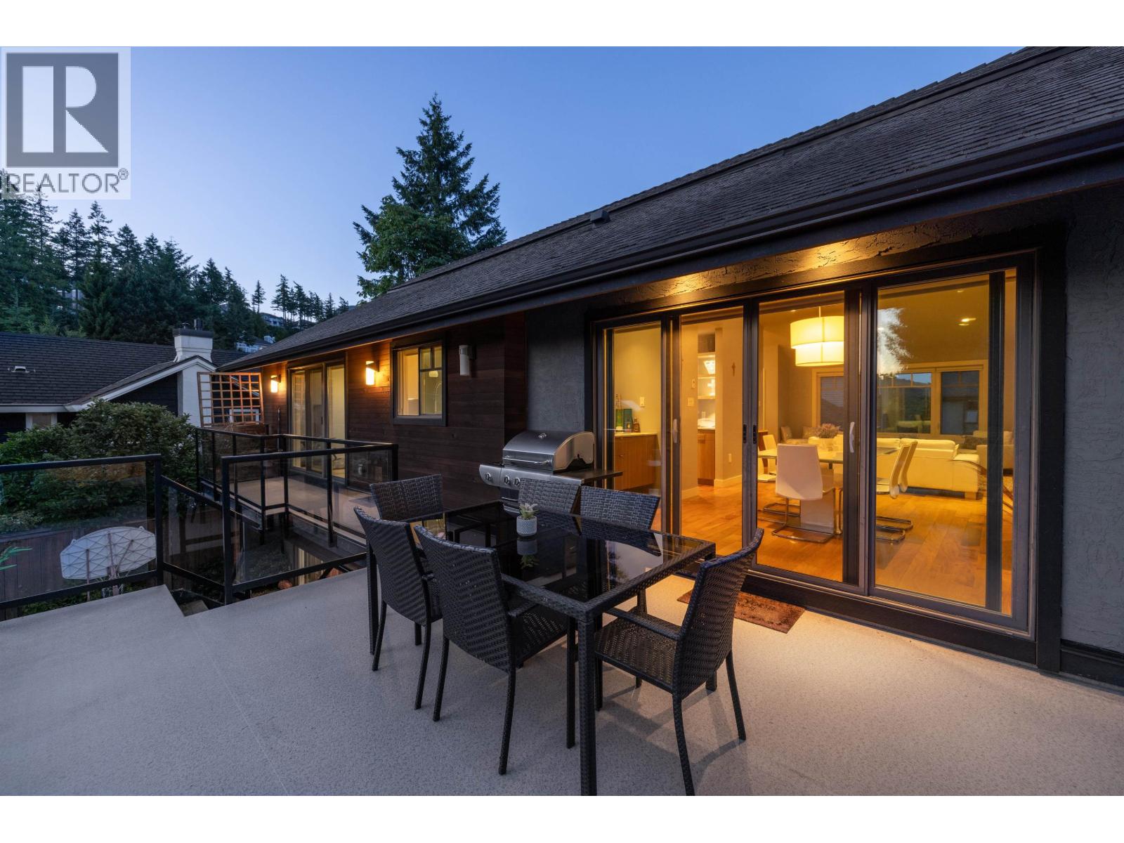 4786 MEADFEILD COURT, West Vancouver — photo 7