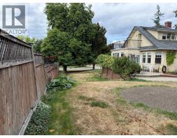 3201s 19 Street, Vernon, BC V1T4B6 Photo 8