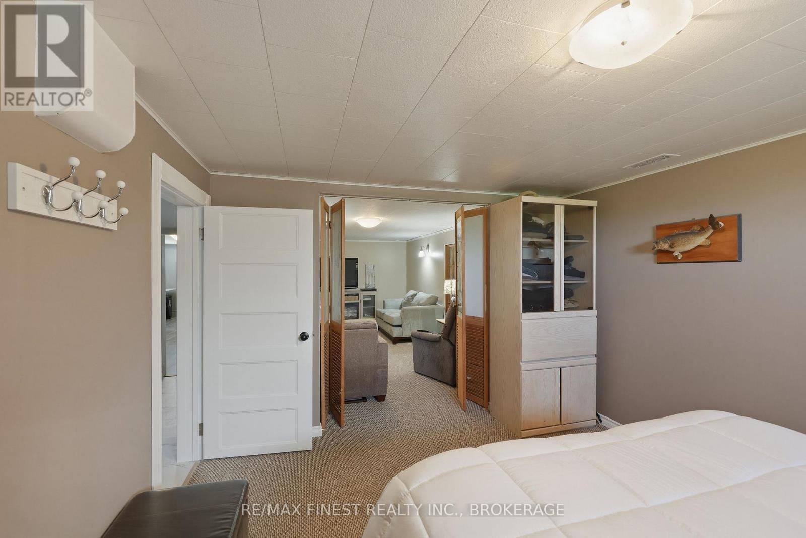 598 PETWORTH ROAD - Image 23