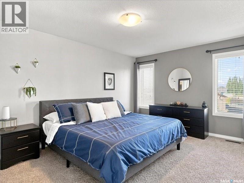 716 QUESSY DRIVE - 22