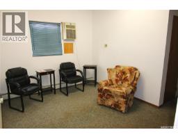 210 Centre Street, Nipawin, SK S0E1E0 Photo 23