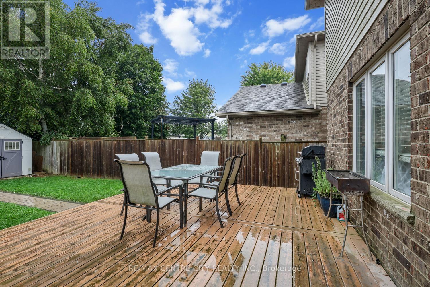 1918 JUBILEE CRESCENT - Image 29