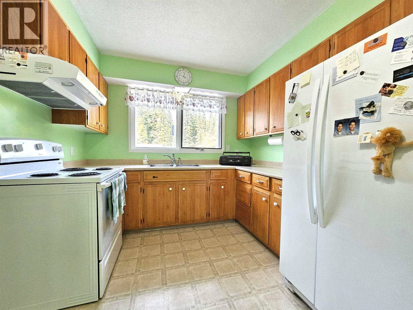 Photo 13 of 40 — 6424 GAUTHIER ROAD · Prince George, BC