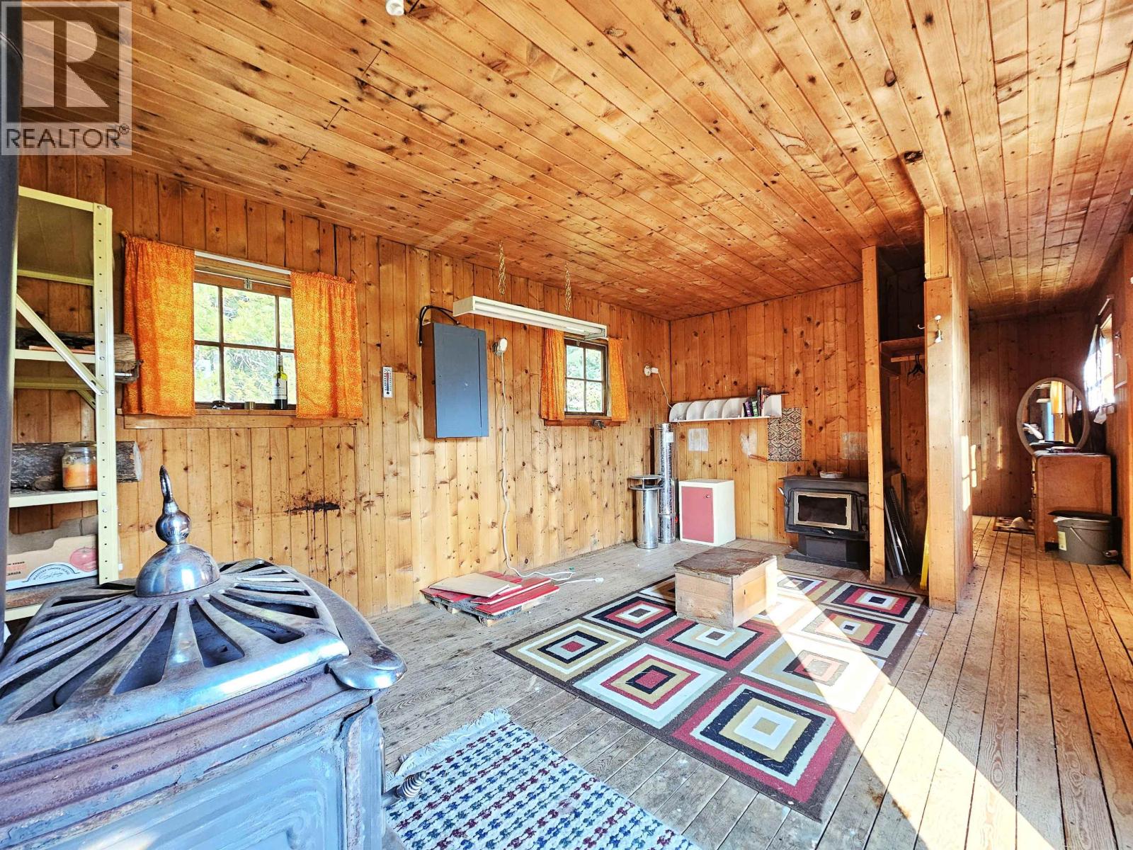 Photo 35 of 40 — 6424 GAUTHIER ROAD · Prince George, BC