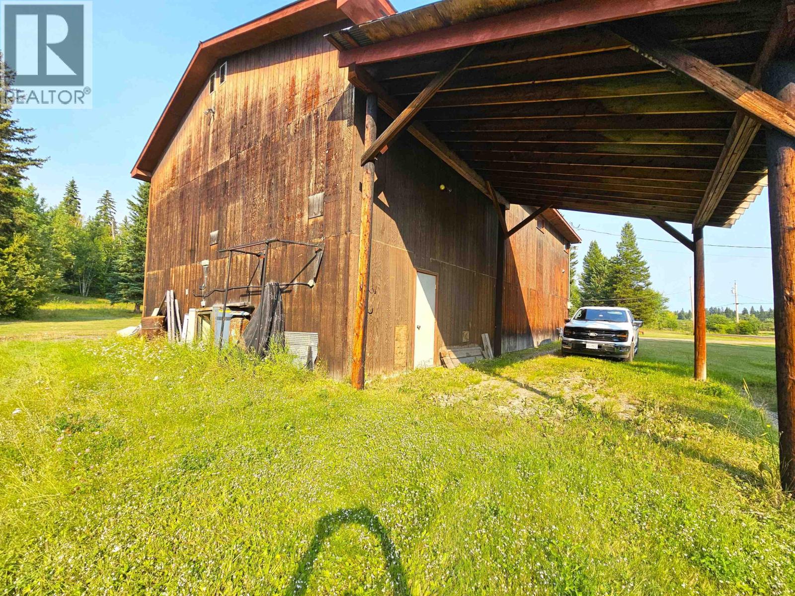 Photo 28 of 40 — 6424 GAUTHIER ROAD · Prince George, BC