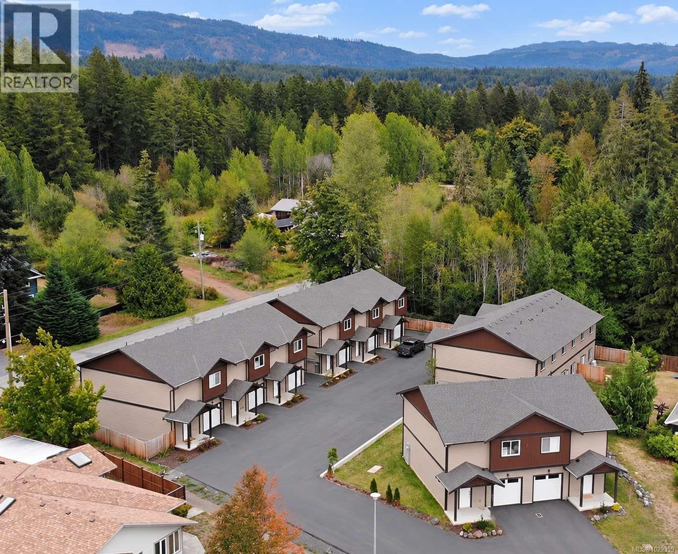 #101 5535 Woodland Cres E - 2
