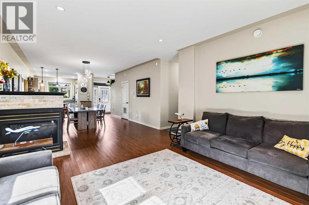 Listing photo – 40 Aspen Heights Way, Innisfail