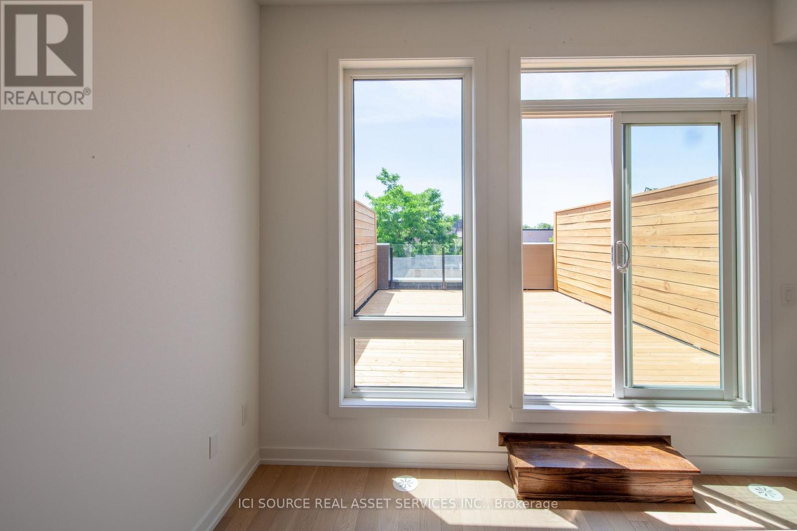66B PERTH AVENUE - 3