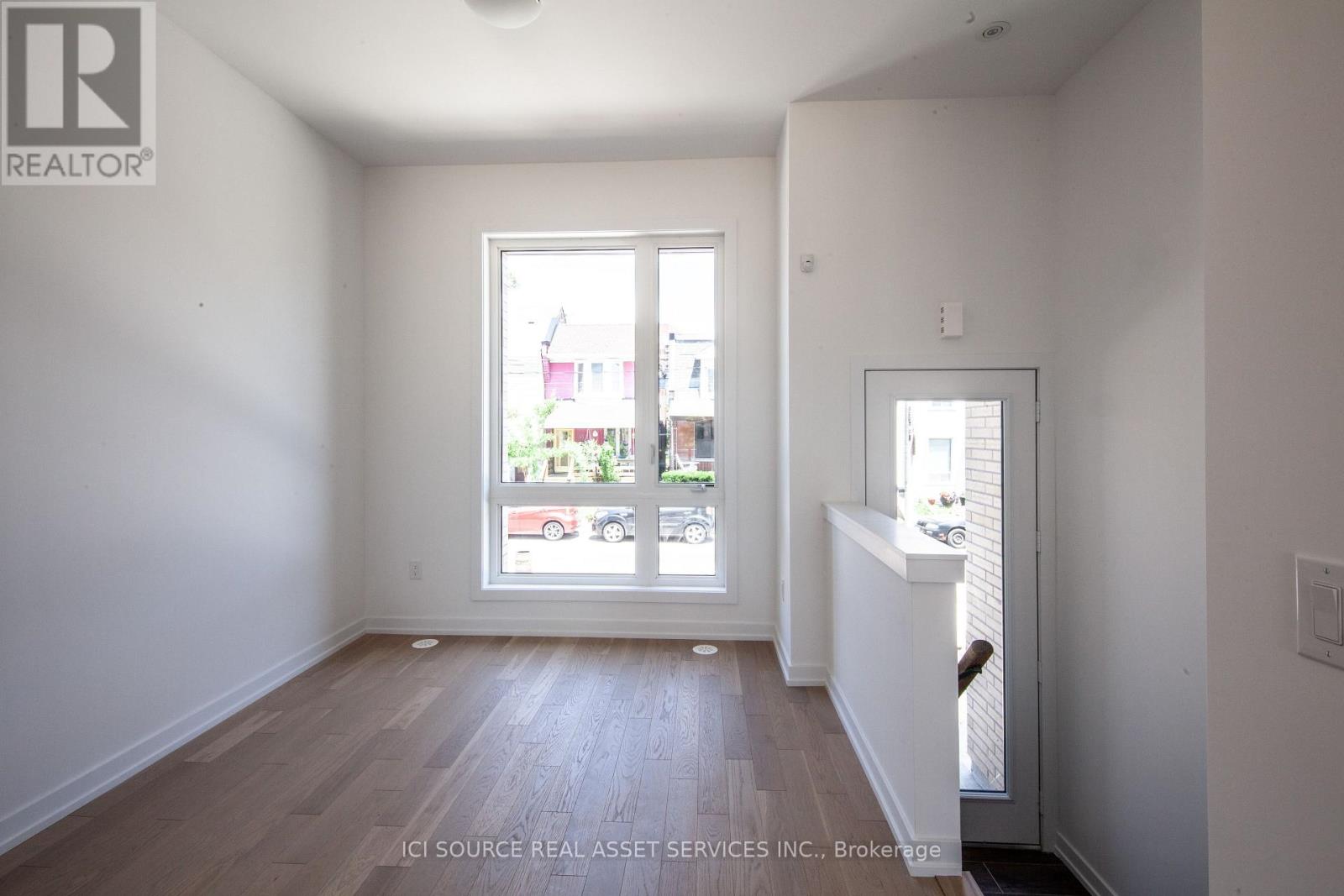 66B PERTH AVENUE - 5