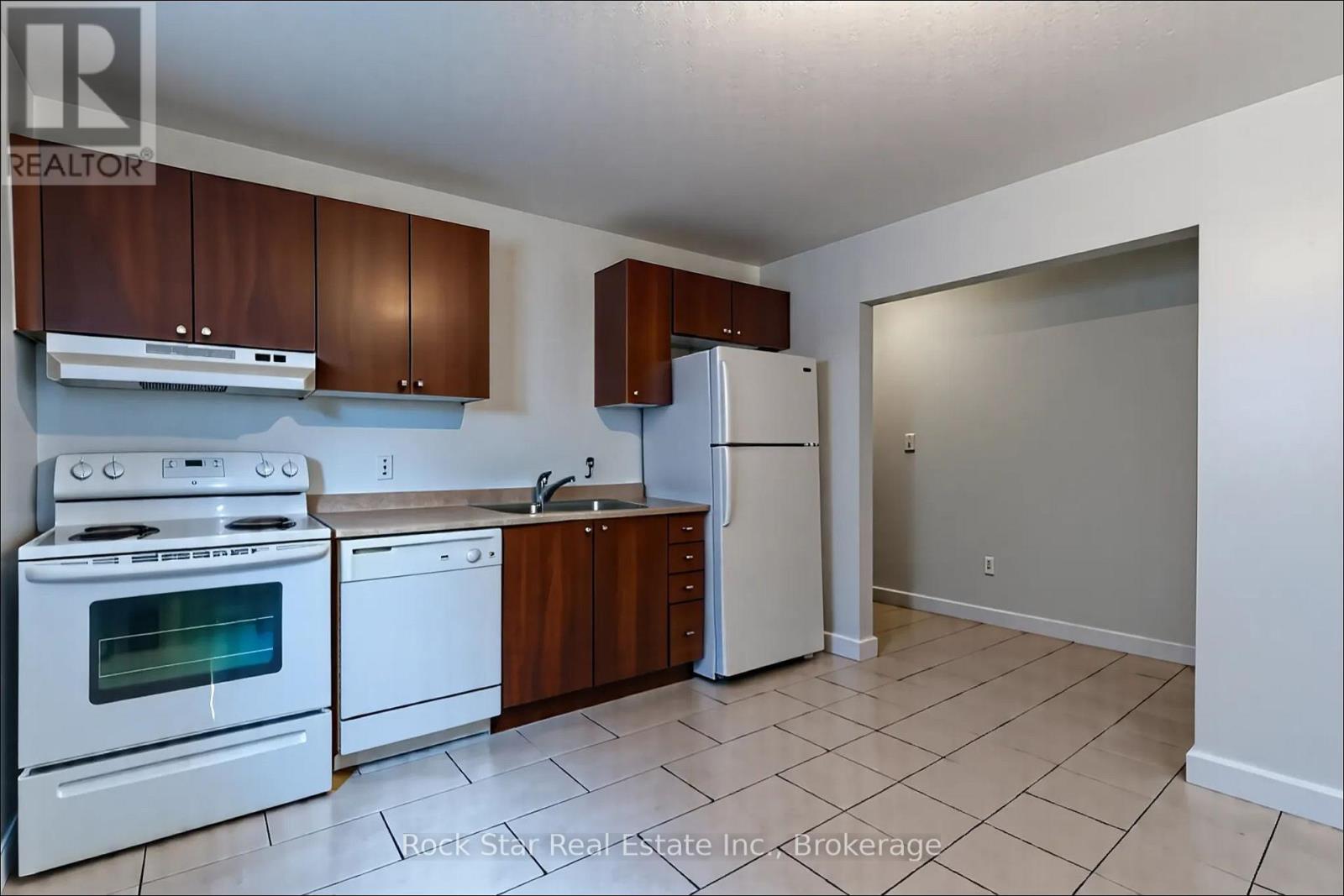 50 IRWIN STREET, London North (North K) — photo 4