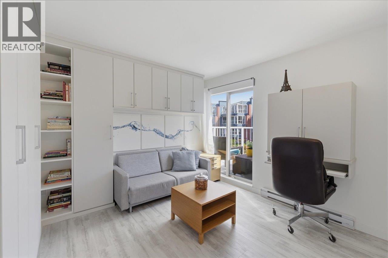 1523 MARINER WALK, Vancouver
