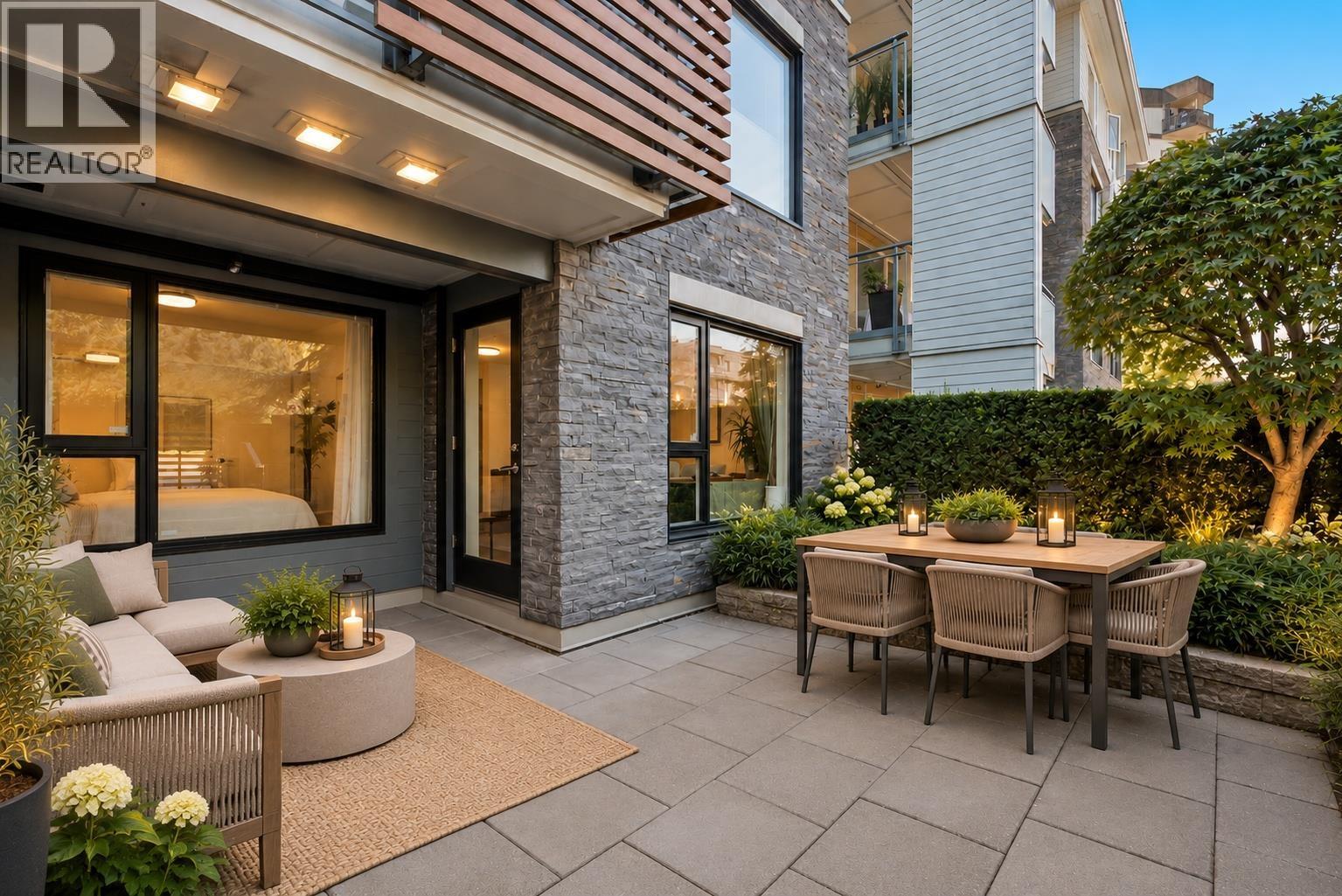 108 221 E 3RD STREET, North Vancouver