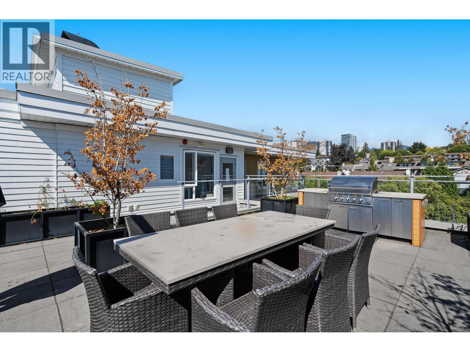 108 221 E 3RD STREET, North Vancouver