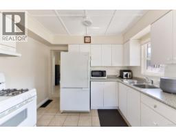 539 Schoolhouse Street, Coquitlam, BC V3J5N8 Photo 8