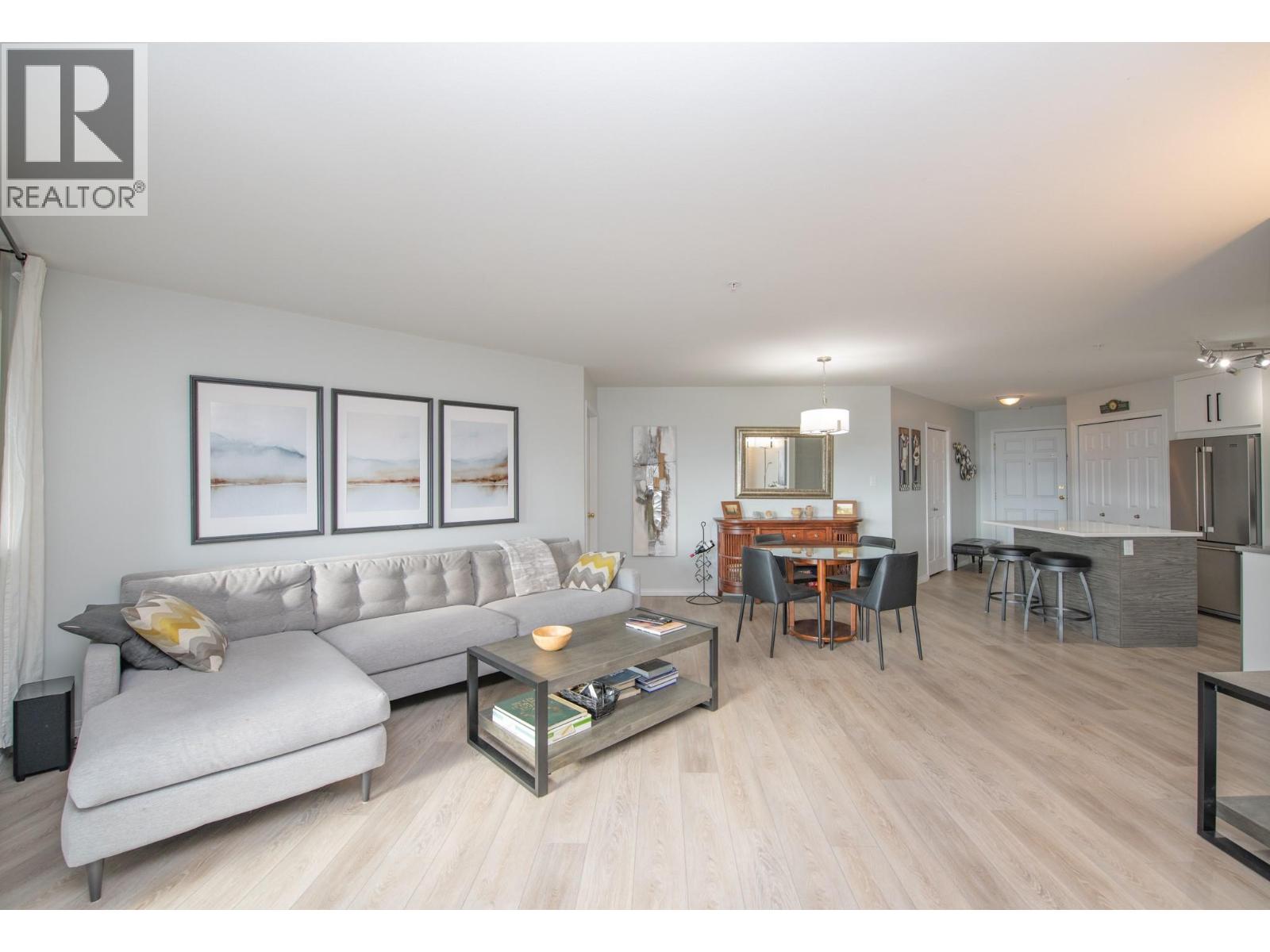 #215 4900 Okanagan Avenue - 17