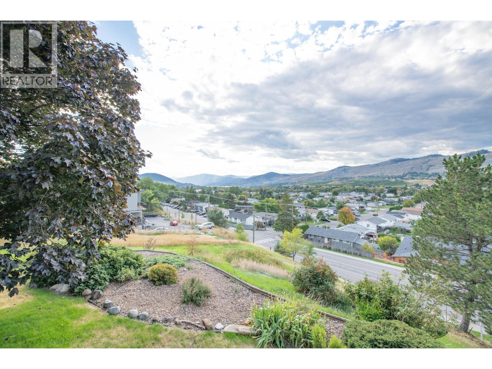 #215 4900 Okanagan Avenue - 38