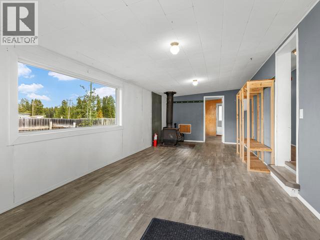 121-986 RANGE ROAD - 13