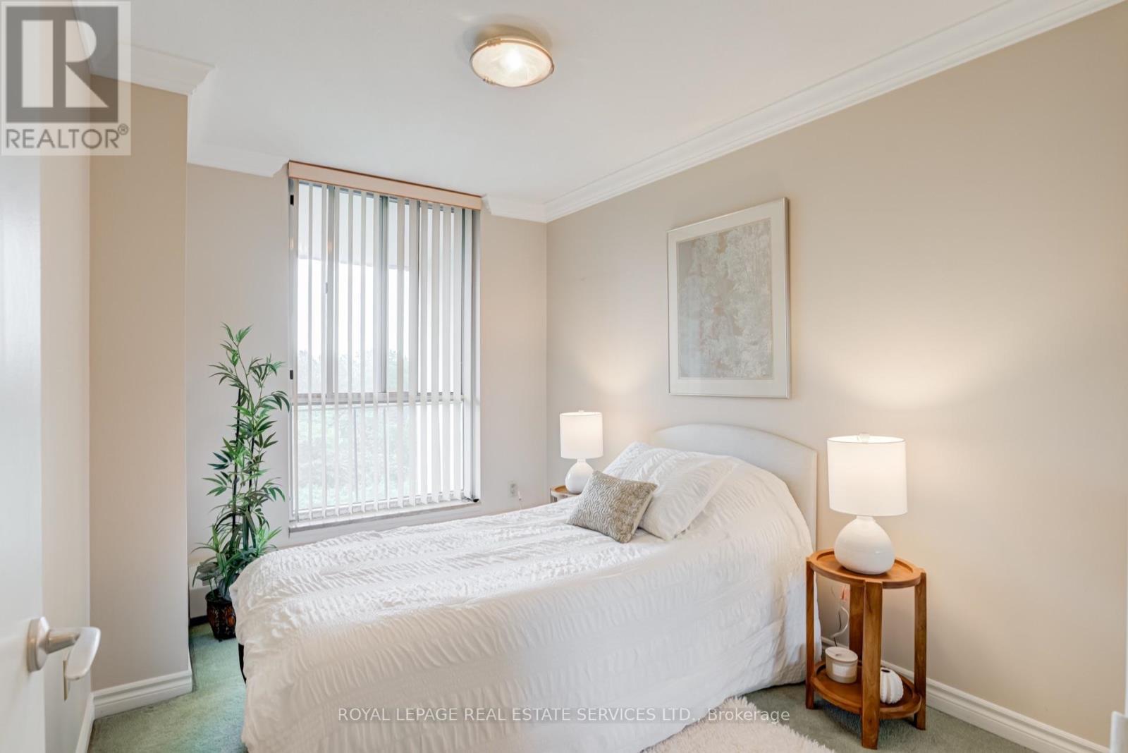 #406 35 ORMSKIRK AVENUE - 12