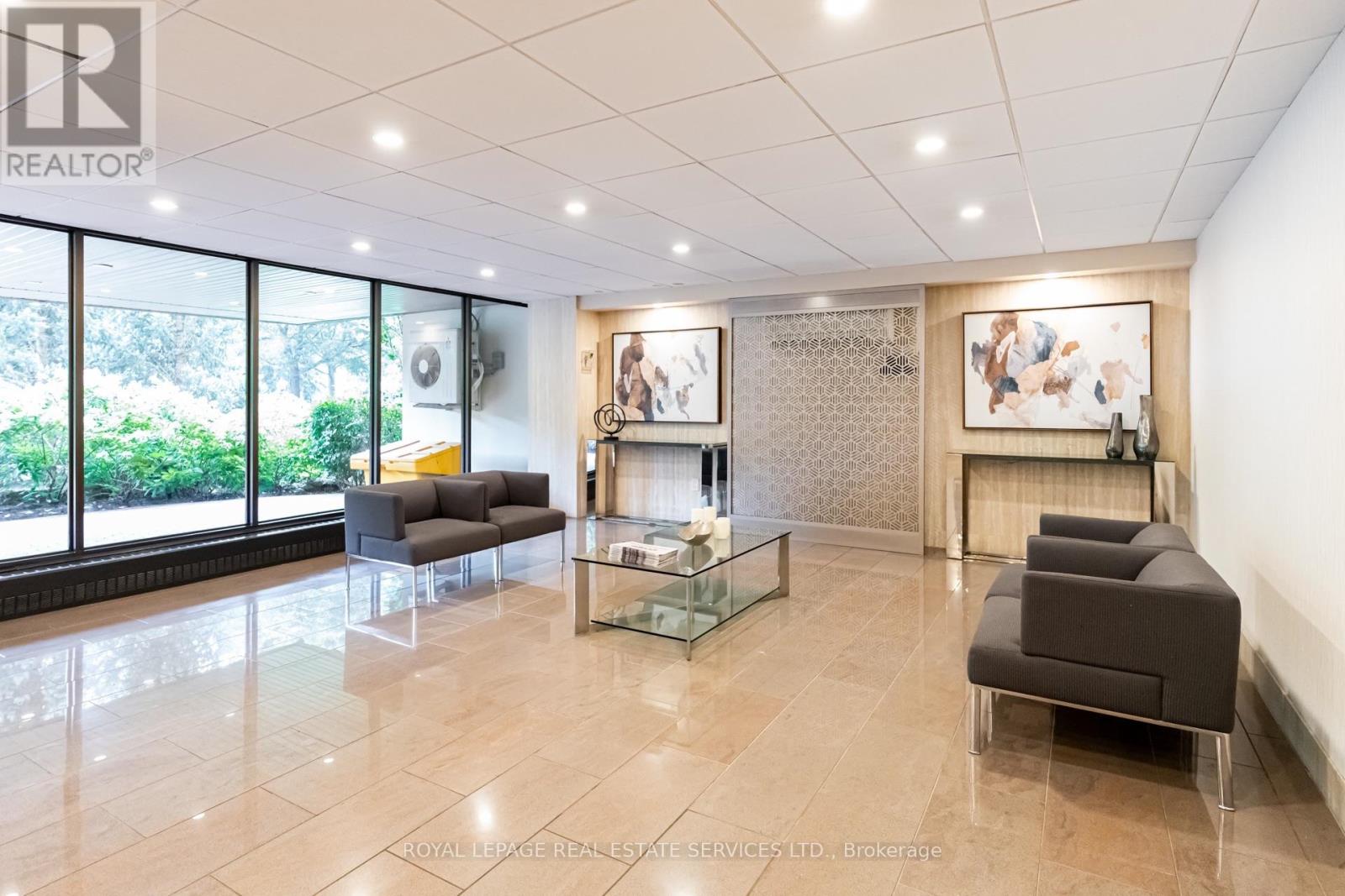 #406 35 ORMSKIRK AVENUE - 3
