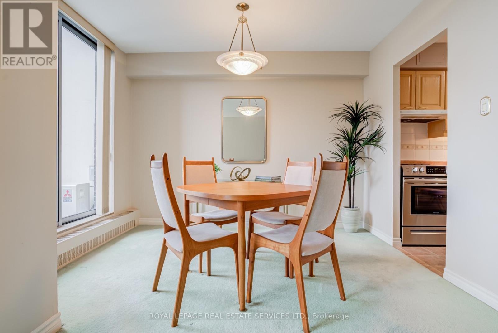 #406 35 ORMSKIRK AVENUE - 6