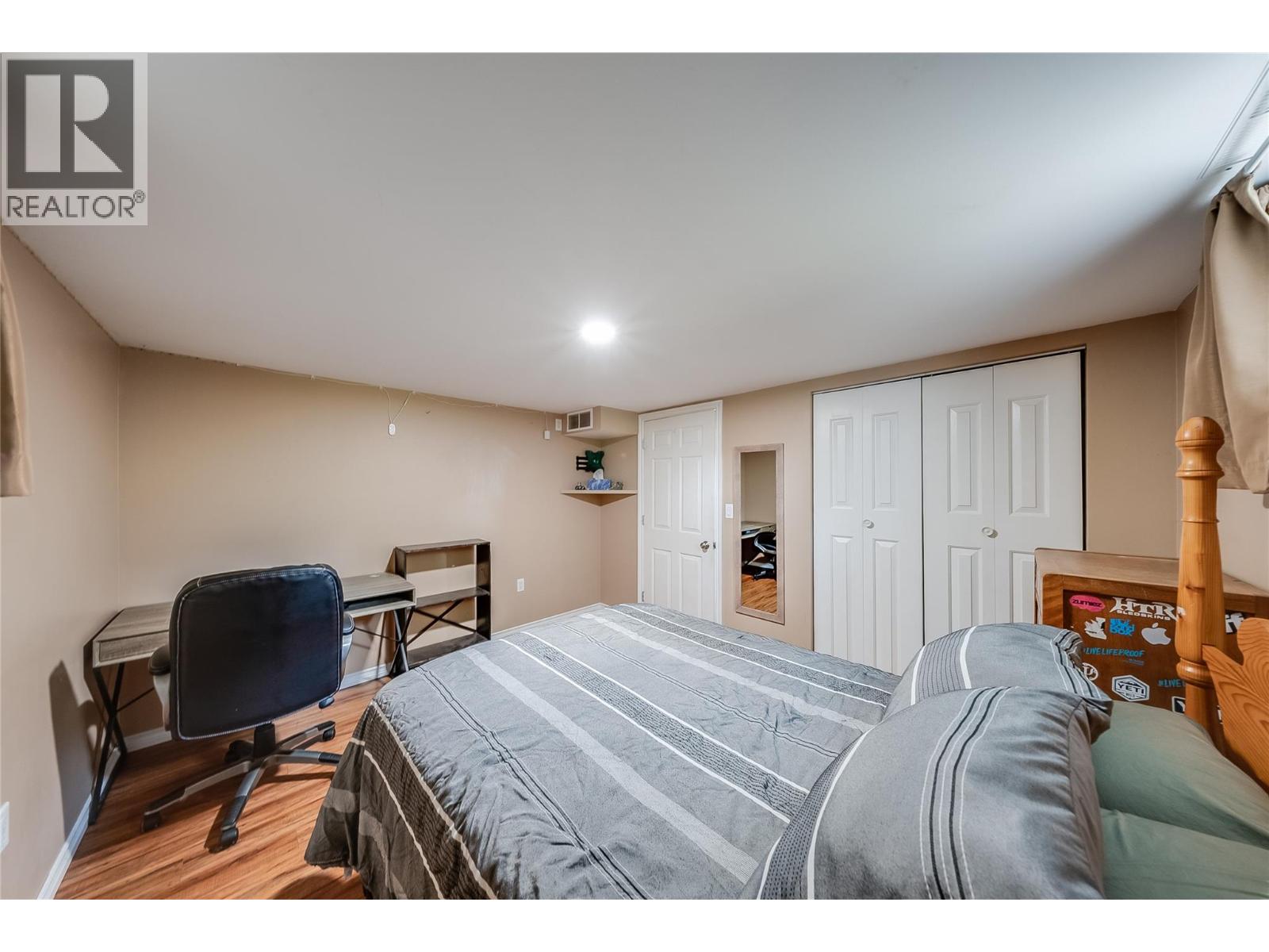 762 5th Avenue - 35