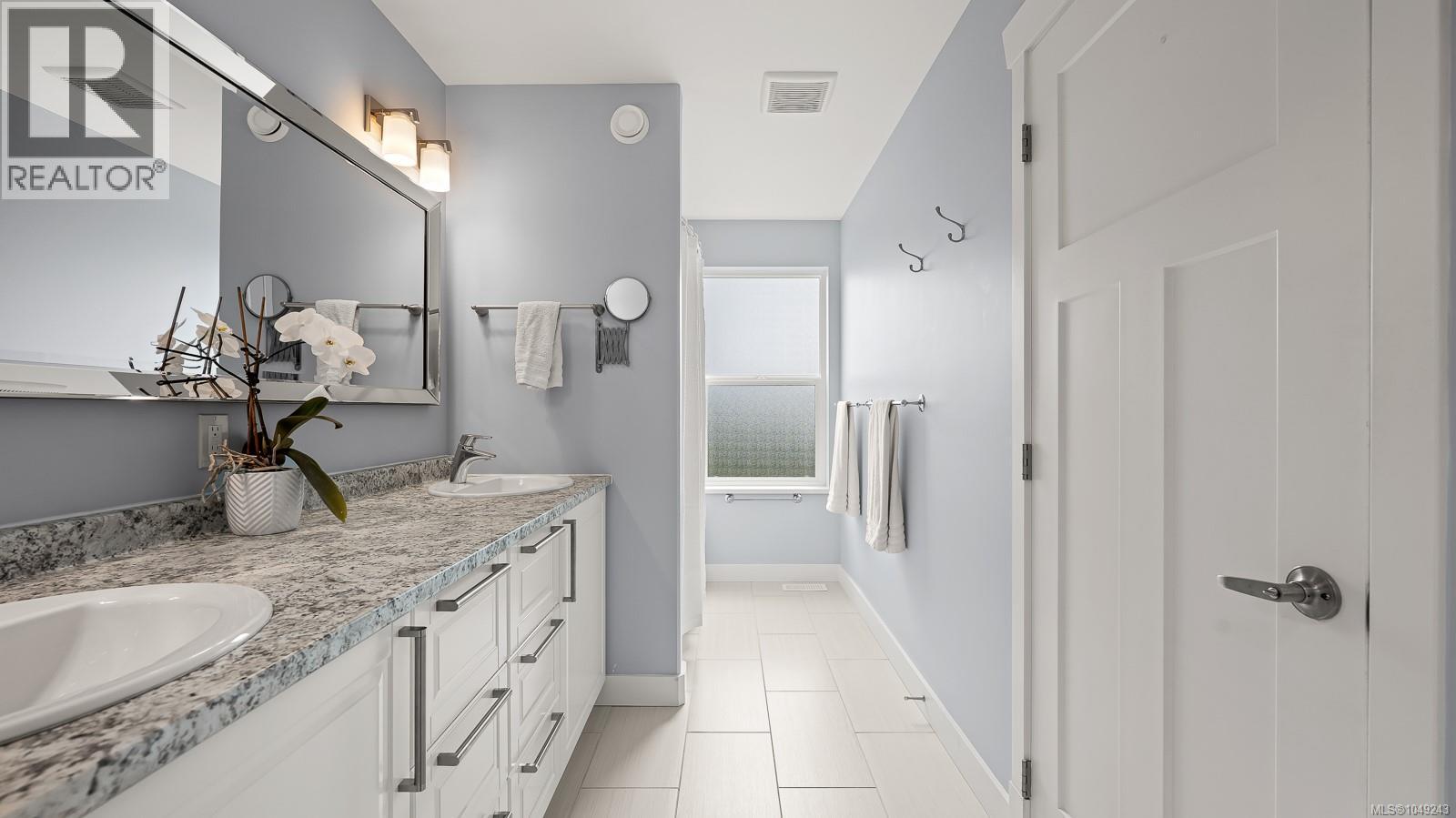 405 Rockland Rd - 27