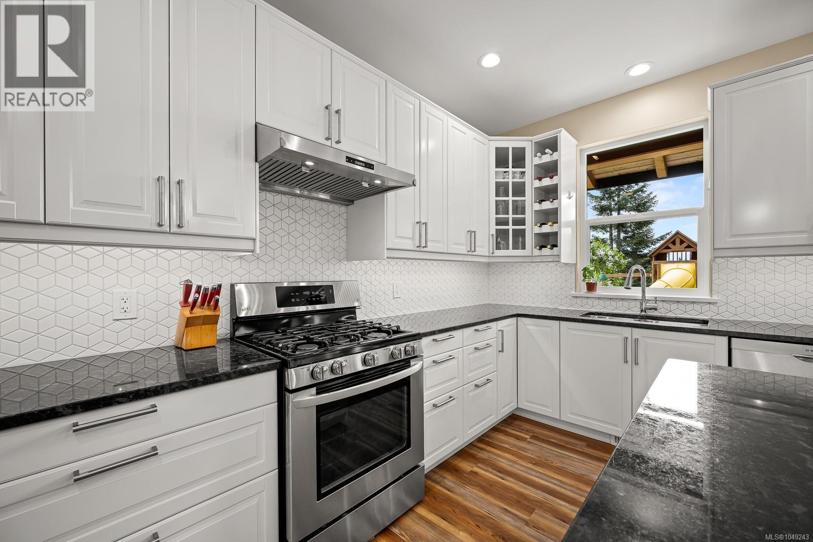 405 Rockland Rd - 5