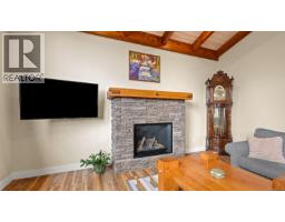 405 Rockland Rd, Campbell River, BC V9W1N7 Photo 40