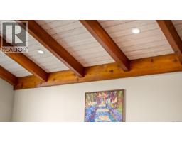 405 Rockland Rd, Campbell River, BC V9W1N7 Photo 41