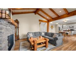 405 Rockland Rd, Campbell River, BC V9W1N7 Photo 43