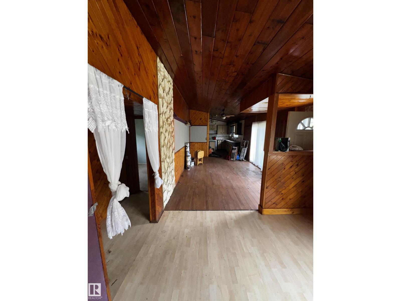 4410 Leisure LN - 14
