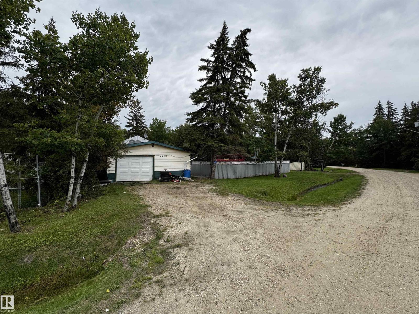 4410 Leisure LN - 6