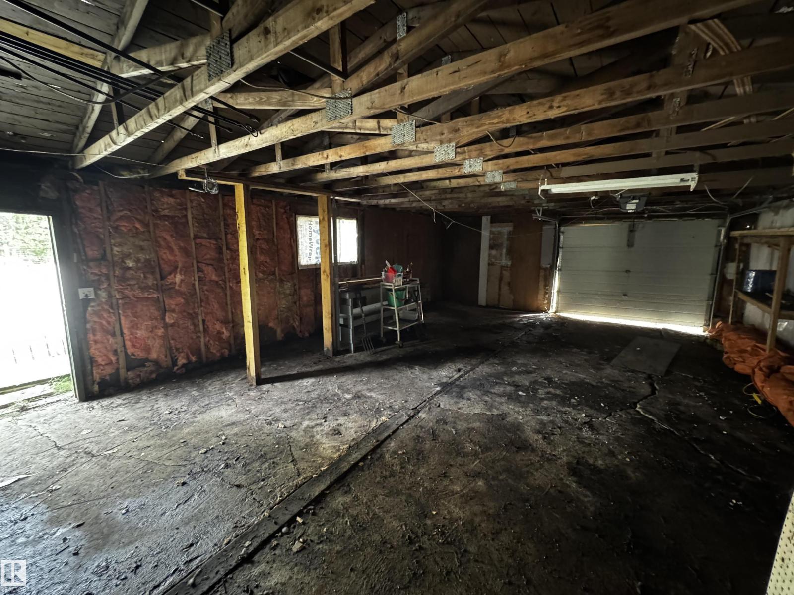 4410 Leisure LN - 9