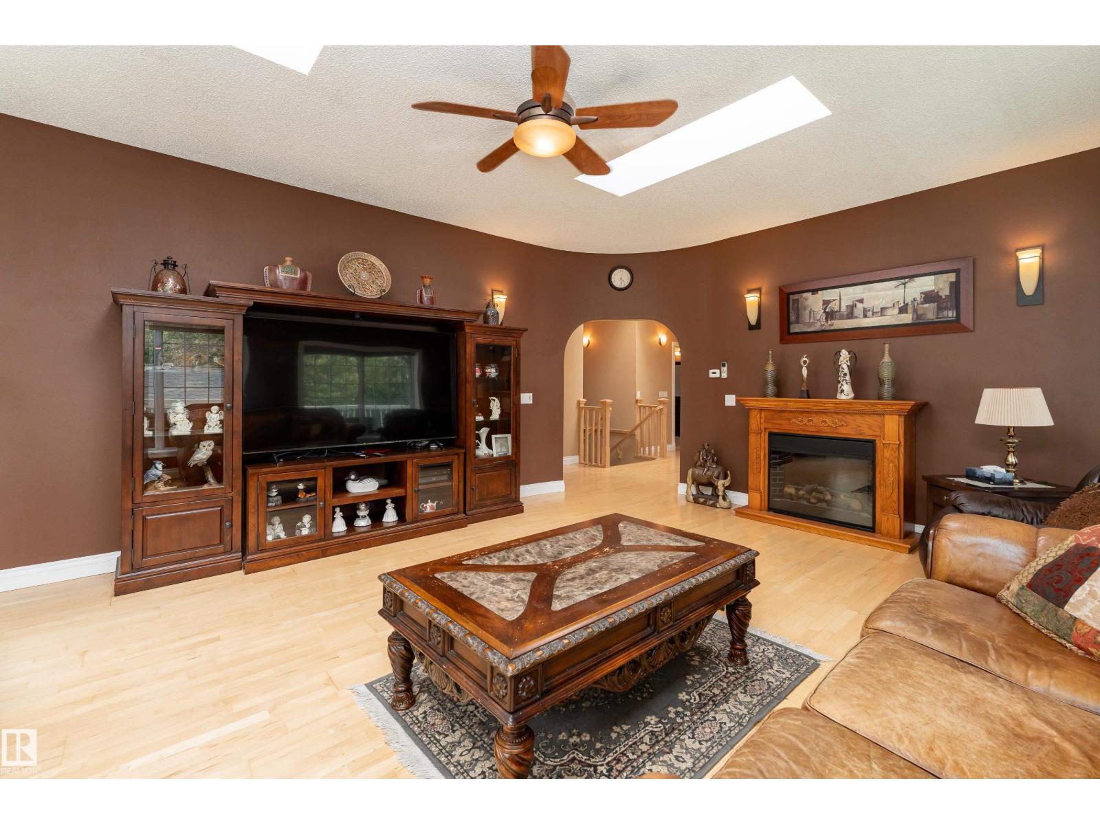 #61 51109 RGE ROAD 220 - 10