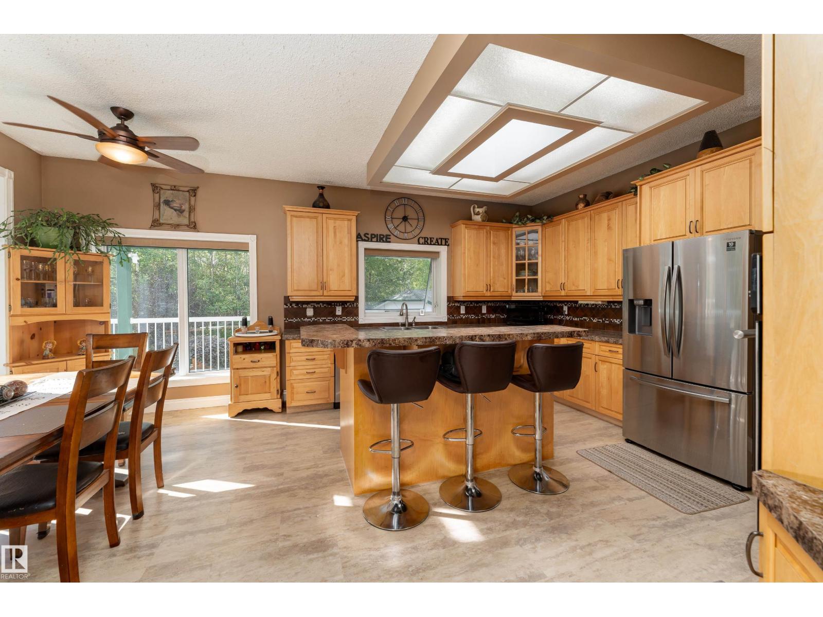 #61 51109 RGE ROAD 220 - 11