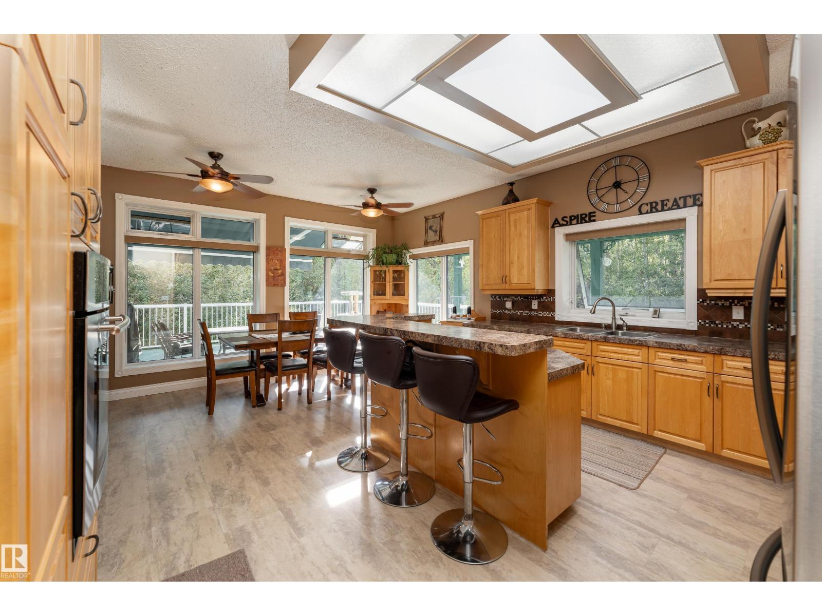 #61 51109 RGE ROAD 220 - 13