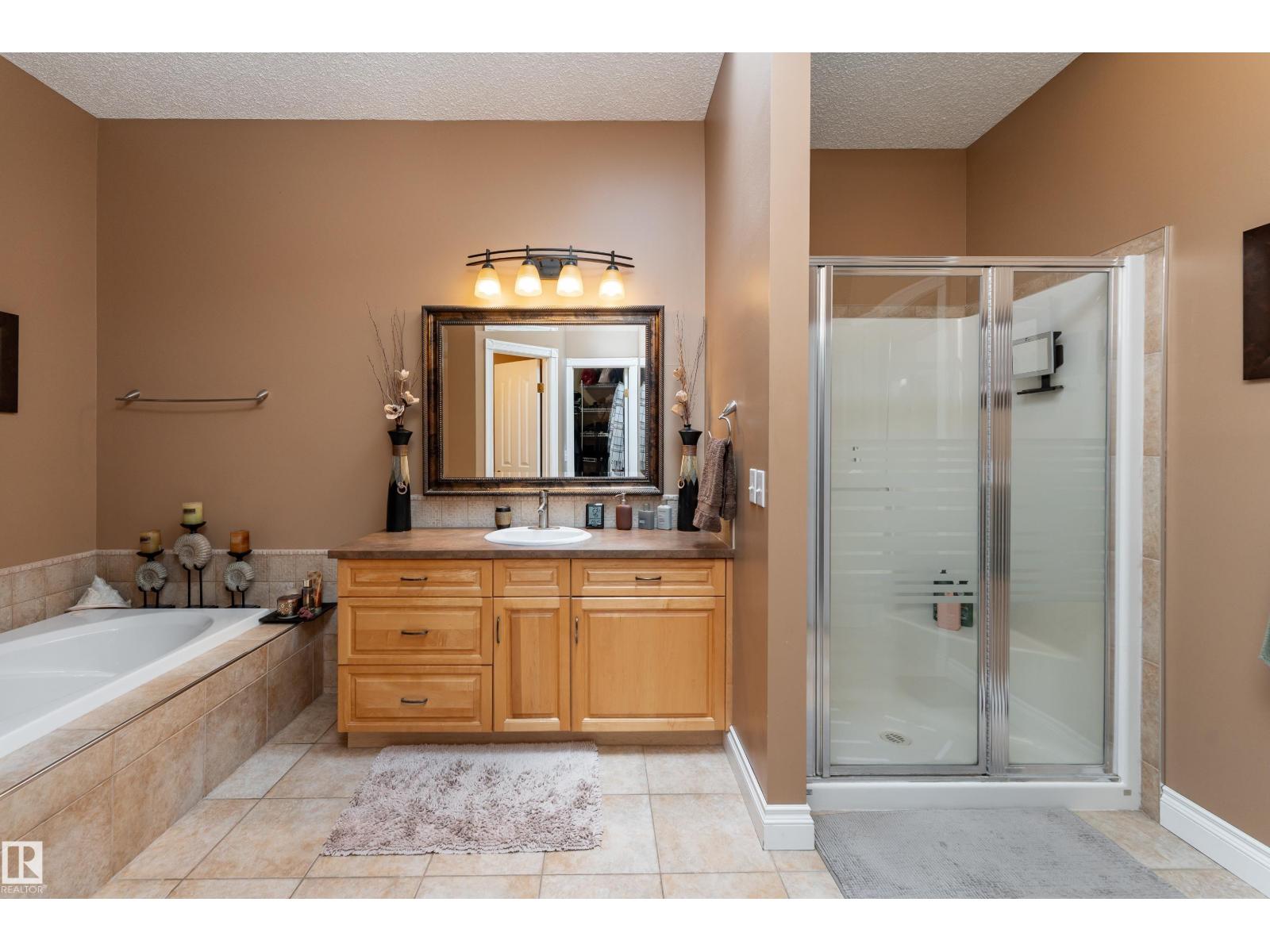 #61 51109 RGE ROAD 220 - 22