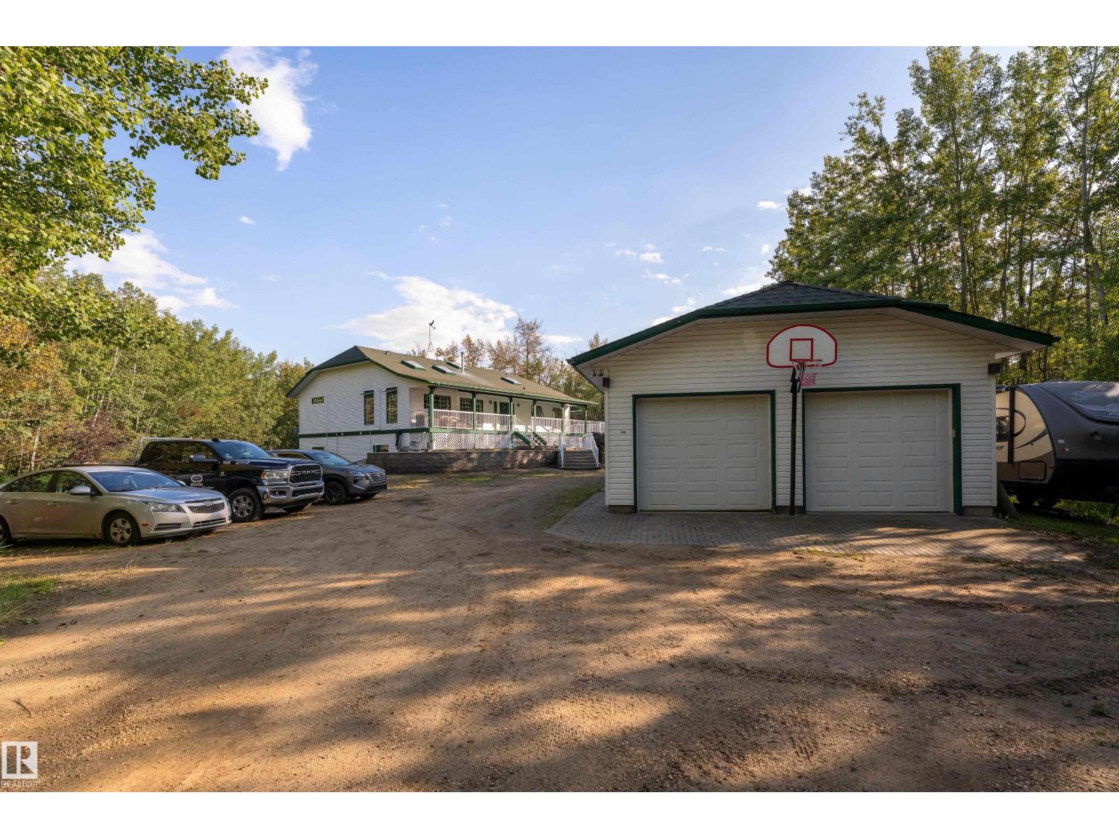 #61 51109 RGE ROAD 220 - 52