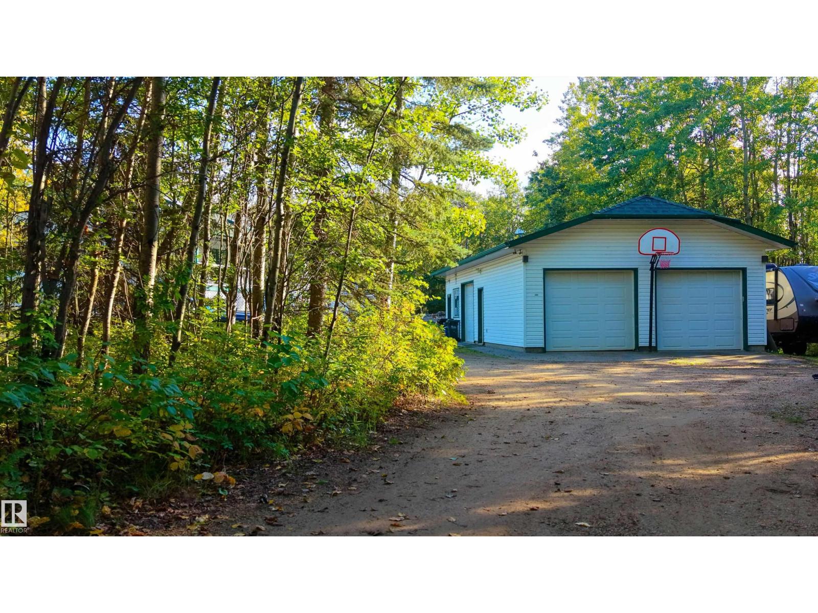 #61 51109 RGE ROAD 220 - 73